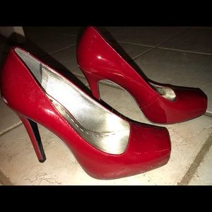 Gianni Bini Red high heels